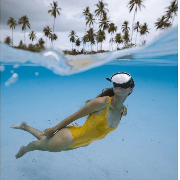 Yellow Textured Bra with Scoop Neckline - Picture 2 of 7